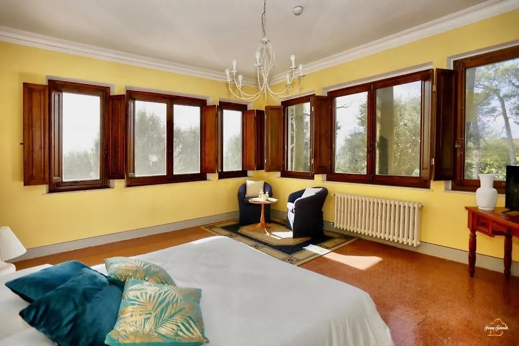 **** Resort Villa Del Parco In Tuscany San Baronto Italy