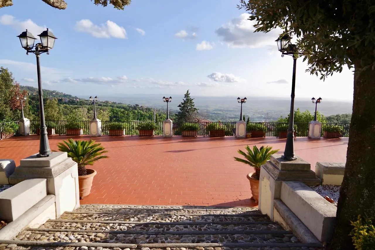 Resort Villa Del Parco In Tuscany San Baronto