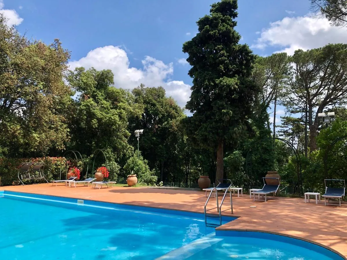 **** Resort Villa Del Parco In Tuscany San Baronto Italy